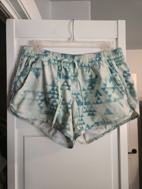 Columbia Light Aqua Geometric Athletic Shorts